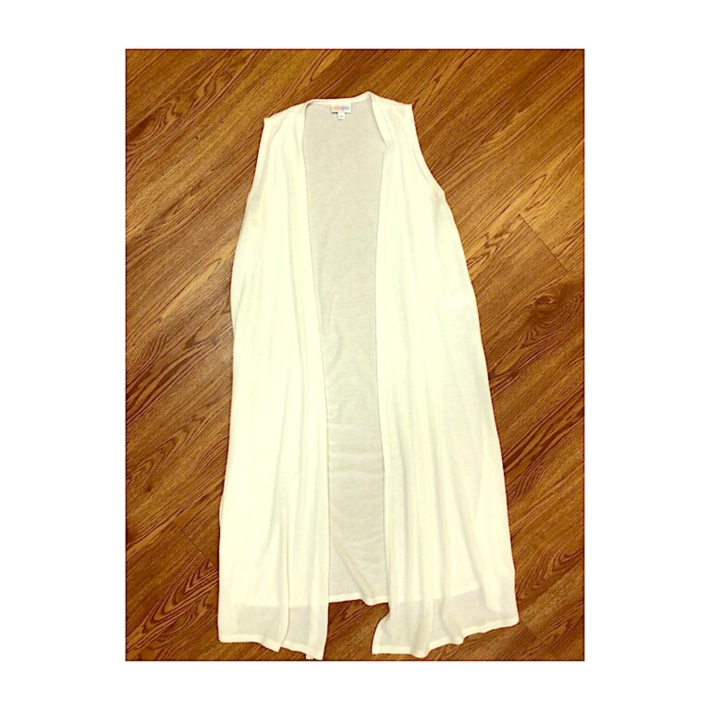 LuLaRoe White Joy XS